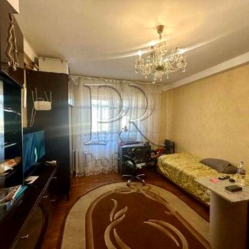 Продаж 2 кімн. квартири за адресою вул. Автозаводська, 25