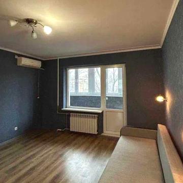 ЧУДОВА двокімнатна З РЕМОНТОМ в Печерському районі