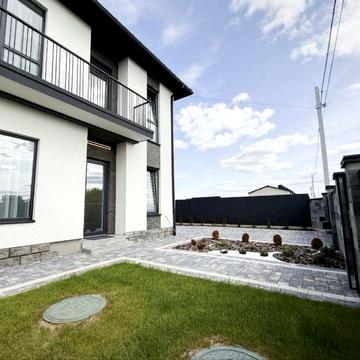 Продаж котдежу/ 145 м2/Новий ремонт/Велика ділянка