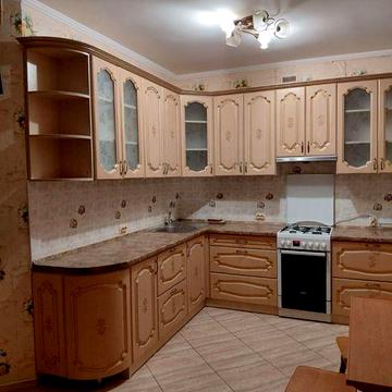 Оренда 2 к квартири на Зарічанській