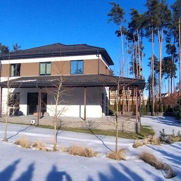 Будинок з ремонтом в центрі Гостомеля, розумний будинок, парк Щасливий