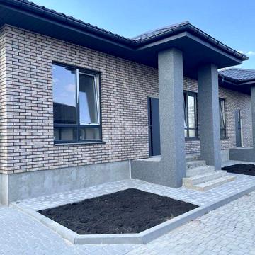 Олноповерховий дуплекс з чистовим оздобленням!