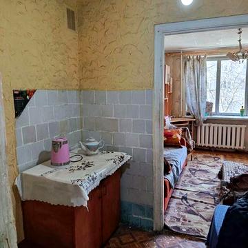 Продам малосемейку комната 13м,4/5 цена 14000т$