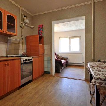 Простора 1-кімнатна квартира в центрі. Реальна!