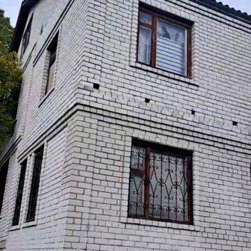 Продам двох поверховий будинок в Південному