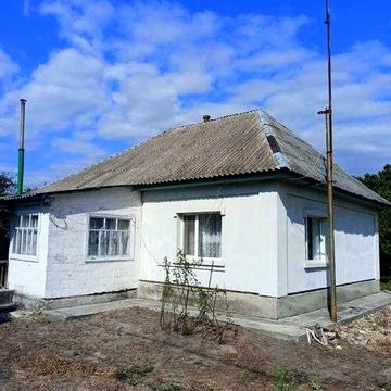 Продаю будинок із земельною ділянкою с.Требухів EV