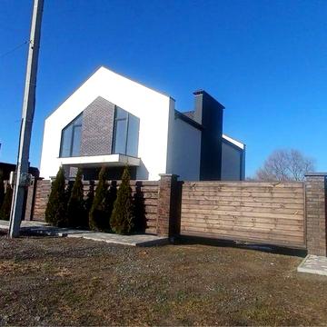 Великий Будинок біля озера з власною береговою лінією | Гостомель