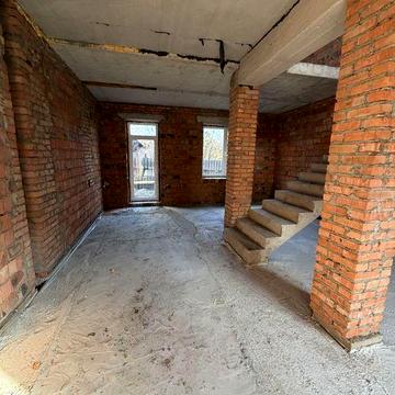 Продаж готового Таунхаусу в центрі міста