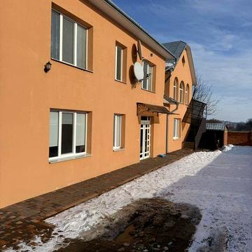 Здається в оренду будинок