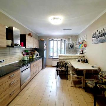 Петра Григоренка просп., 14