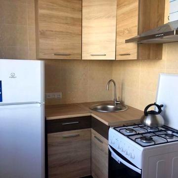 Богдана Хмельницького просп. (Героїв Сталінграда), 12