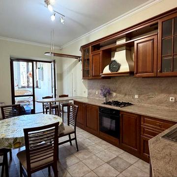 Аренда трехкомнатной квартиры . Одесса. Клубный дом. Проспект Шевченко