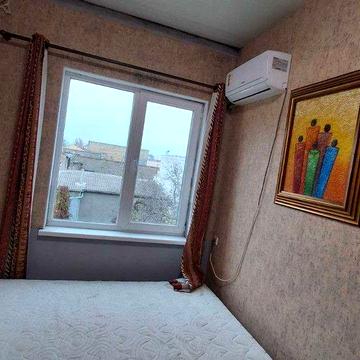 сдам небольшую 1 комн квартиру ул Прохоровская рядом центр