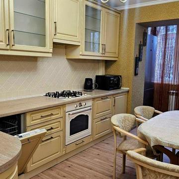 Сдам 3-кімнатну Центр! Січових Стрільців 59а!