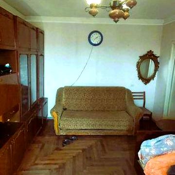 Продаж 2-х кімнатна по Запорізькій