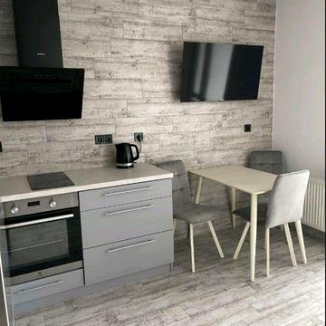 Оренда нової квартири на Металургів 35.