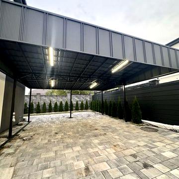 Котедж з ремонтом і меблями. Власник