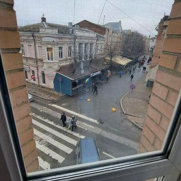 Здається квартира в самому Центрі міста
