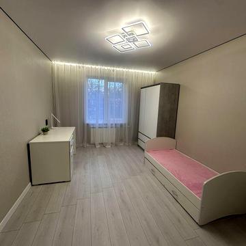 Продаж 3-кімнатної квартири в районі ПЗР