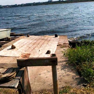 Продам причал: Дикий Сад*. У місті Миколаєві. У районі нижнього БАМу