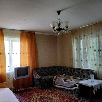 Продаж 1-кімнатної квартири в селищі Ірдинь.