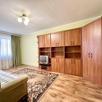 Однокімнатна охайна квартира в центральній частині міста.