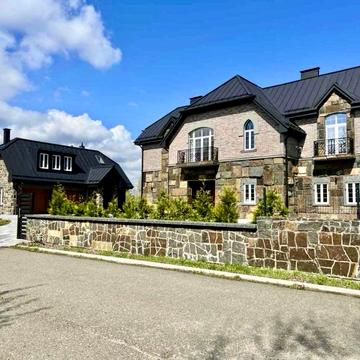 Монашинська вул.