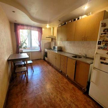 Сдам 2к Голосівський р-н м Деміївська вул М.Китаївська буд 3