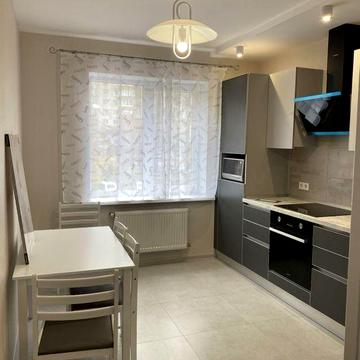 Здається 1-к квартира. Тихий центр. Елітний будинок. Новий євроремонт.