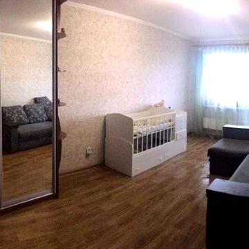 Продам 1-к. добротную польку, Салтовка, парк Победы.