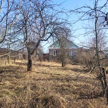 Будинок з земельною ділянкою