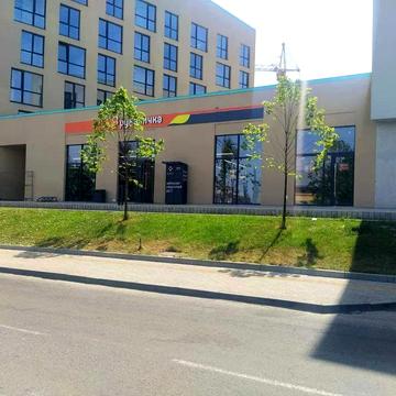 Новознесенська вул., 6