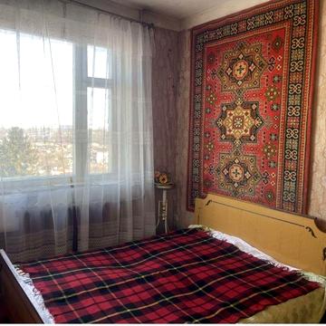 3кім , біля Цирку , Левада