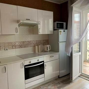 Бориса Гмирі вул., 12-Б