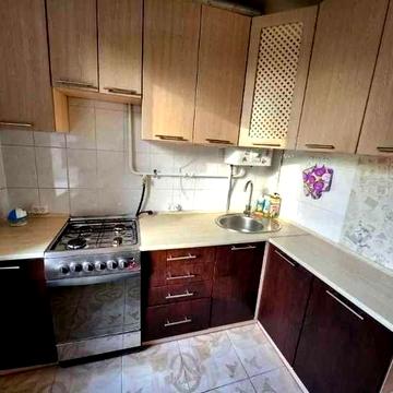 Продам 2х комн квартиру пр Байрона 3/5 с ремонтом