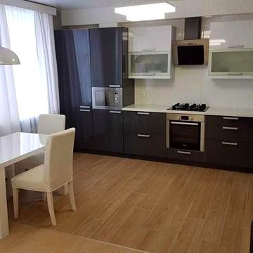 ЗДАМ 2-кімнатну квартиру (ТЦ Дафі)