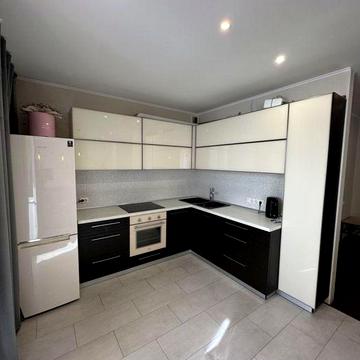 Оренда 1-но кімн.кв студія Митниця, вул. Жужоми 5