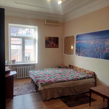 Прорізна вул., 16/2