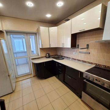 Здам Двухярусну квартиру,  2ві кімнати,  ЖК Вишиванка