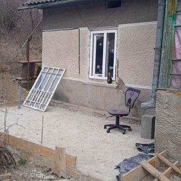 Продам Будинок у селі при трасі