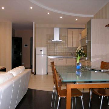 Оренда 1 кімнатної квартири вул. Микільско -Слоб 6, біля м.Лівобережна