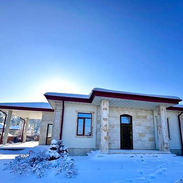 Стильний будинок для тих, хто цінує комфорт