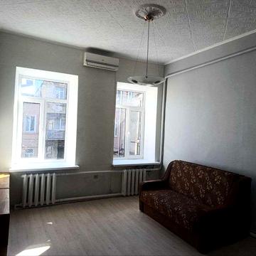 baz-06 ПРОДАМ 1 кімнатну у центрі . Дуже вигідна ціна !