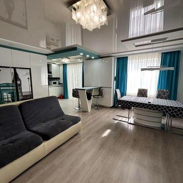 3 х кімнатна Квартира. Центр. Автономне опалення .