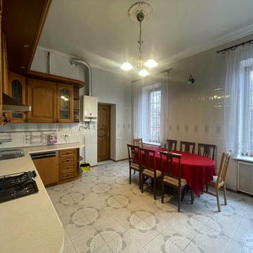 Білицька вул., 31