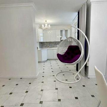 Аренда 3х квартиры Ахматовой 22 Позняки Ривер молл