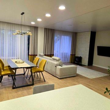 Оренда Котеджу в Брюховичах