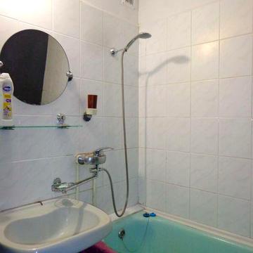 1 кім кв. ЦЕНТР, МИТНИЦЯ спуск Палац Одружень. Меблі, частково техніка