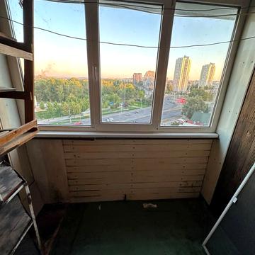 Набережна Перемоги вул., 100