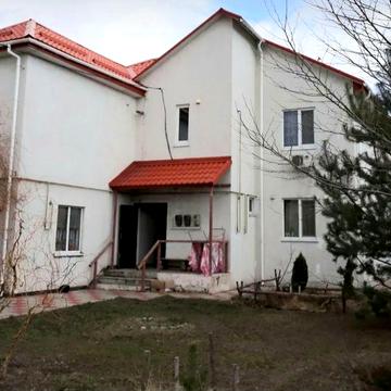 Дом Продам Таунхаус двухуровневый в Елизаветовке. 4-комнаты.